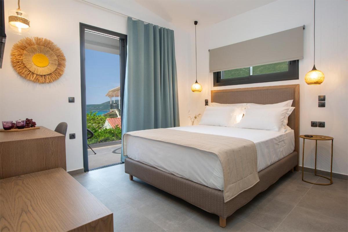 Seascape Villas Vassiliki - Beachfront Villas Exteriör bild