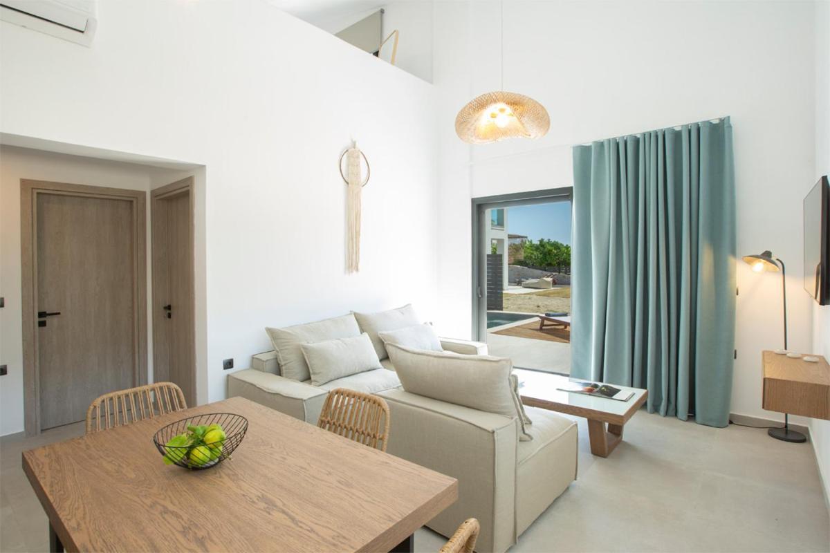 Seascape Villas Vassiliki - Beachfront Villas Exteriör bild